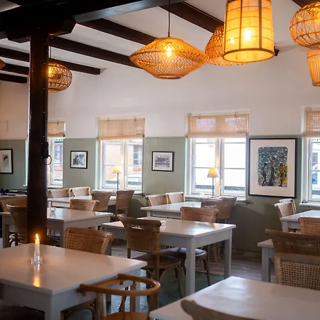 מלון Liseleje Badehotel